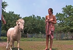 SpringBreakLife Video Naked Farm Upornia com