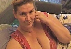 Mature amateur vid shows me play with my mature tits